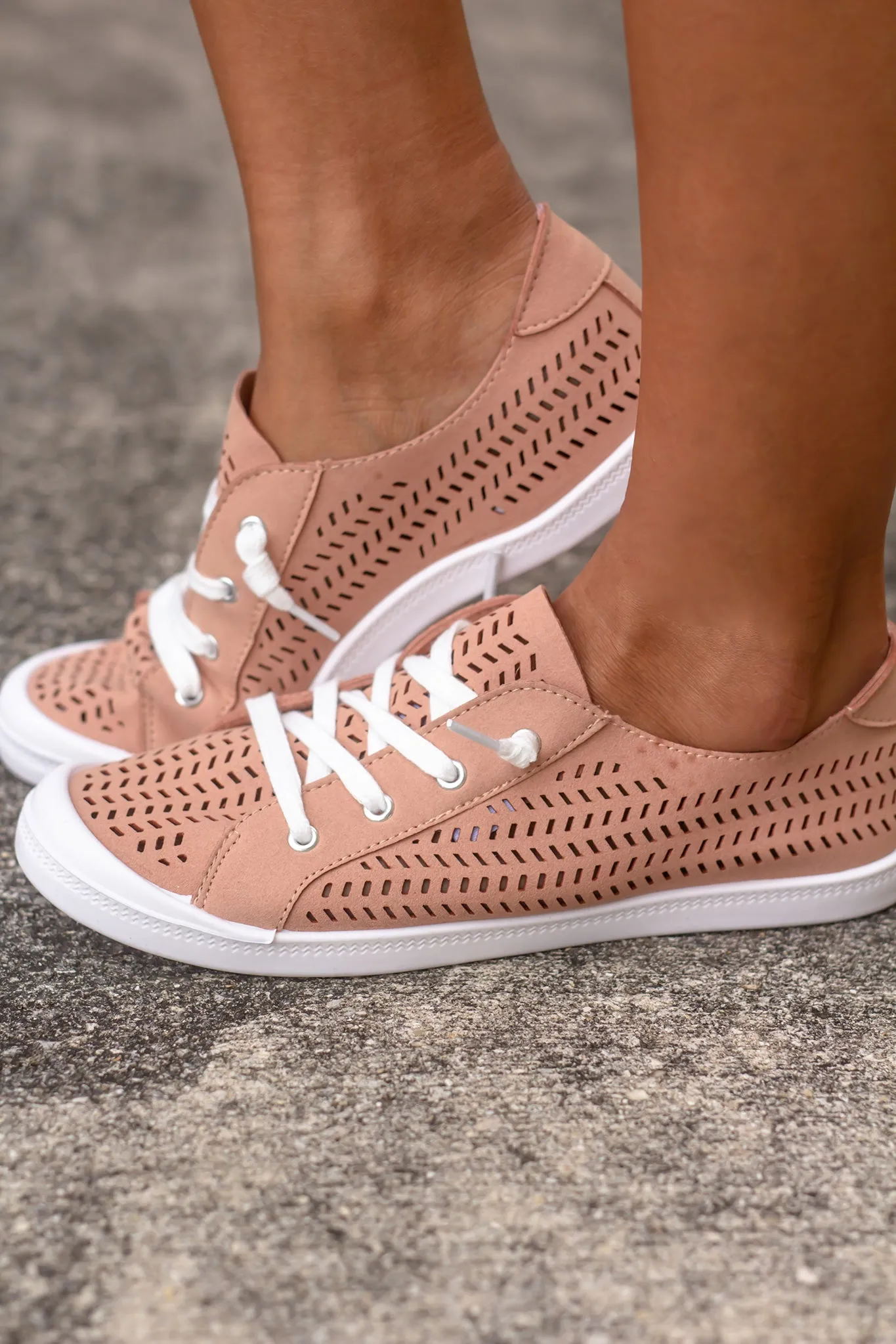 Marae Beige Sneakers