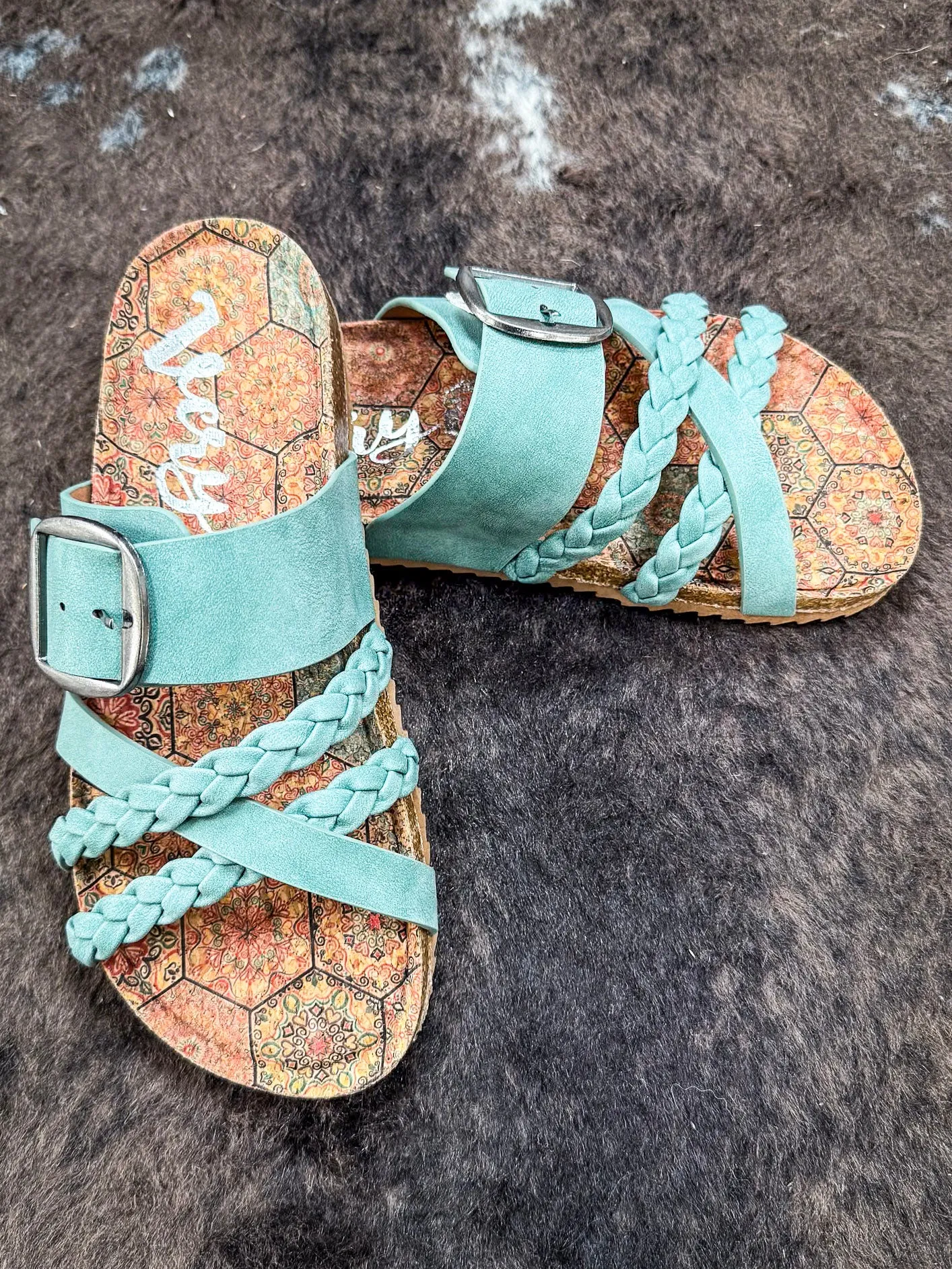 Nora Sandal in Turquoise by Very G