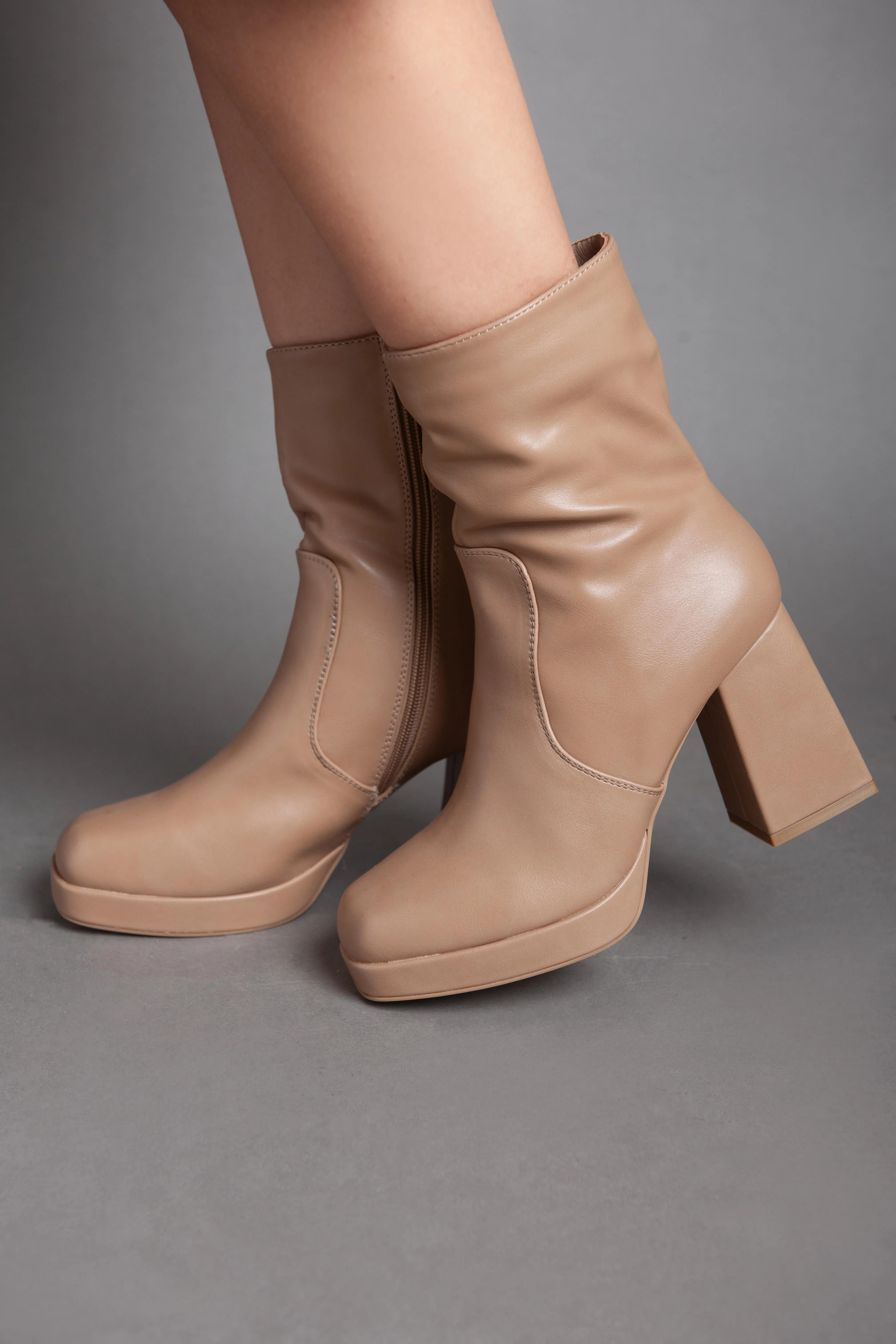Squared Heeled Half Boot - Camel