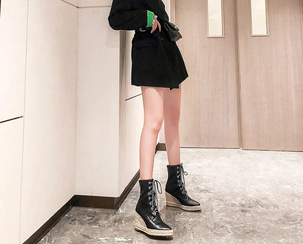 'Warvarra' Boots